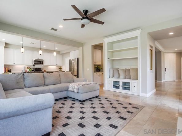 425 Camino Hermoso, San Marcos CA 92078