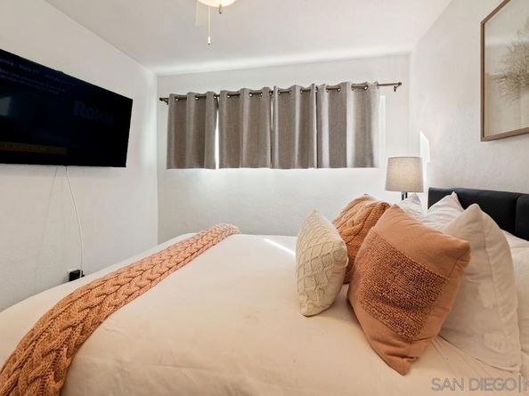 1816 Diamond, San Diego CA 92109
