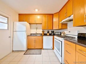 1816 Diamond, San Diego CA 92109