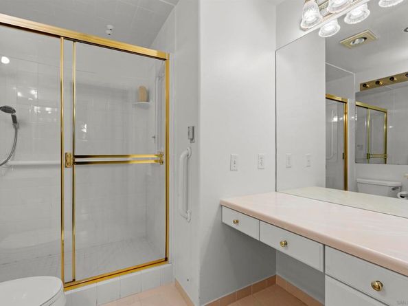 3890 Nobel Dr 1104, San Diego CA 92122