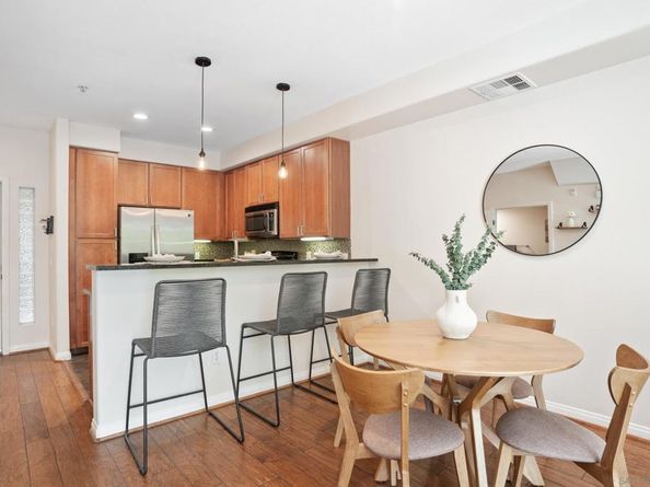 2330 1st Ave 115, San Diego CA 92101