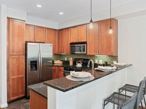 2330 1st Ave 115, San Diego CA 92101