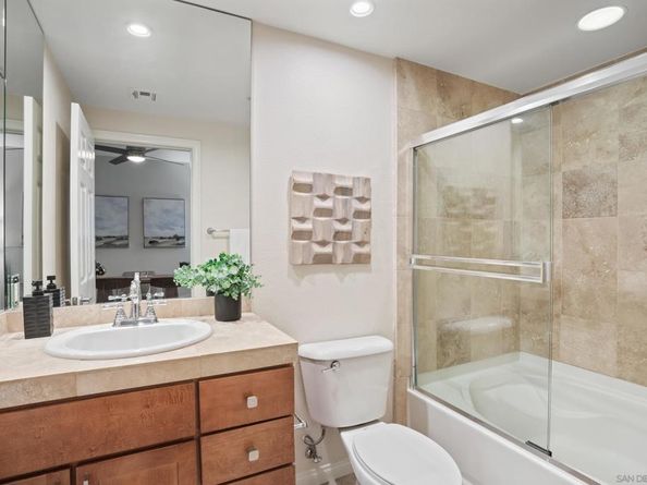 2330 1st Ave 115, San Diego CA 92101