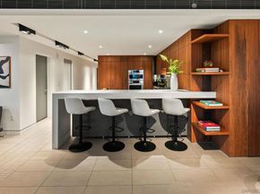 3415 6th Ave. 14, San Diego CA 92103