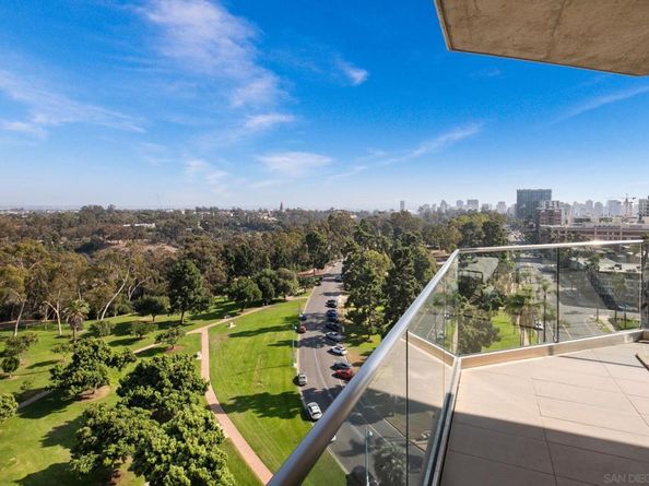 3415 6th Ave. 14, San Diego CA 92103