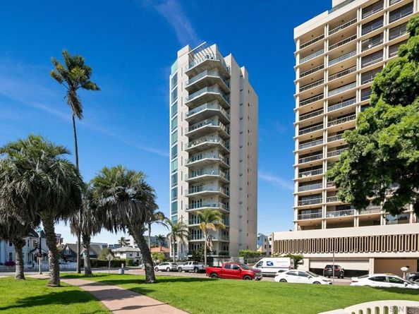 3415 6th Ave. 14, San Diego CA 92103