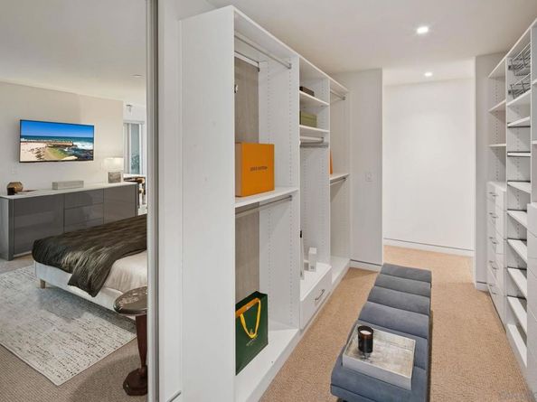 3415 6th Ave. 14, San Diego CA 92103