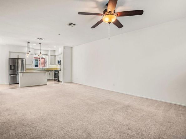225 Royal Glen 408, Escondido CA 92025