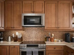 2003 Costa Del Mar Road 661, Carlsbad CA 92009