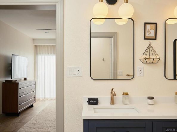 2003 Costa Del Mar Road 661, Carlsbad CA 92009