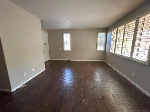 213 Melinda Way, Oceanside CA 92057