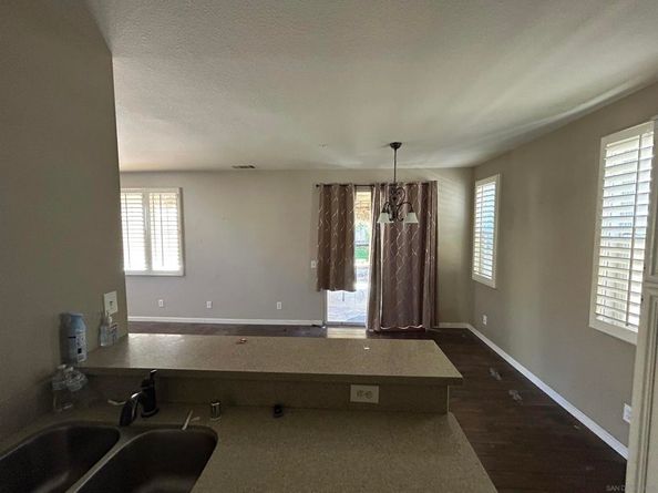 213 Melinda Way, Oceanside CA 92057