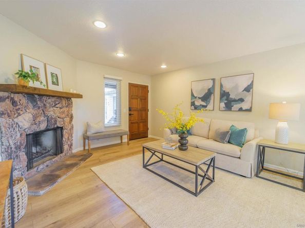 1717 Pepper Dr, El Cajon CA 92021