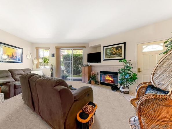 12061 Tivoli Park Row 3, San Diego CA 92128