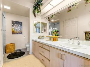 12061 Tivoli Park Row 3, San Diego CA 92128