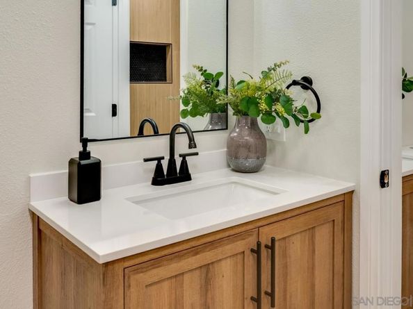 12575 Oaks North Dr. 220, San Diego CA 92128