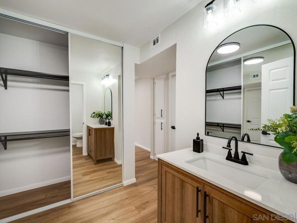 12575 Oaks North Dr. 220, San Diego CA 92128