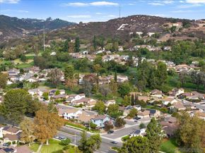 401 Blueridge Place, Escondido CA 92026