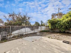 401 Blueridge Place, Escondido CA 92026