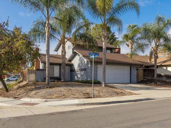 401 Blueridge Place, Escondido CA 92026