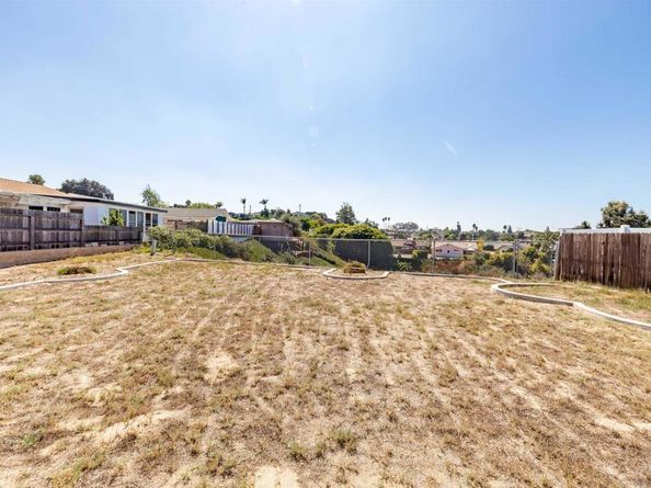 3585 Gaylord Ct, San Diego CA 92117