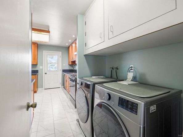 3585 Gaylord Ct, San Diego CA 92117