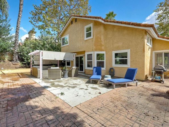 2133 Emberwood Way, Escondido CA 92029