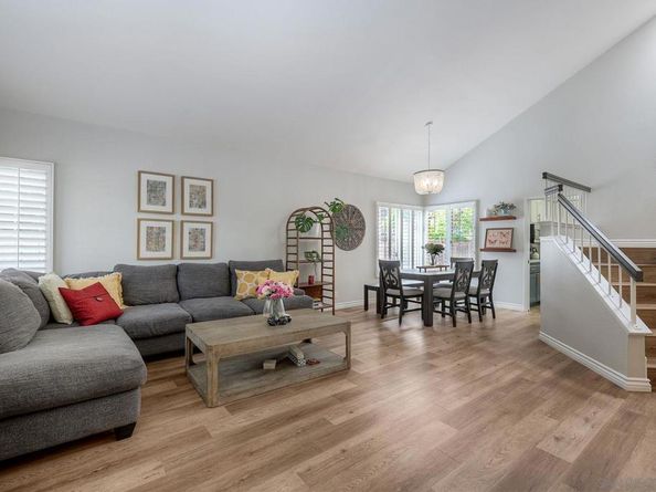2133 Emberwood Way, Escondido CA 92029
