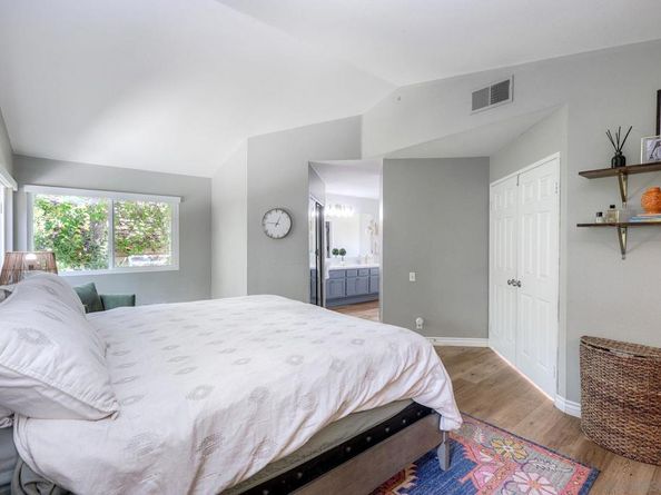 2133 Emberwood Way, Escondido CA 92029