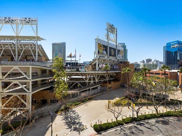 253 10th Ave 524, San Diego CA 92101