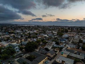 2036 38 Emerald St, San Diego CA 92109