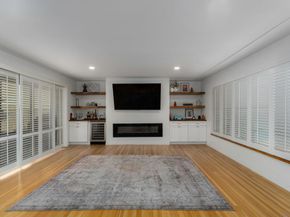 2036 38 Emerald St, San Diego CA 92109