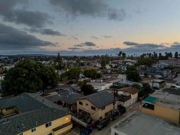 2036 38 Emerald St, San Diego CA 92109
