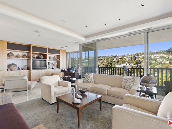 9255 Doheny Road 1905, West Hollywood CA 90069