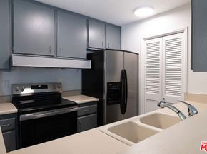 8635 Falmouth Avenue 110, Playa Del Rey CA 90293