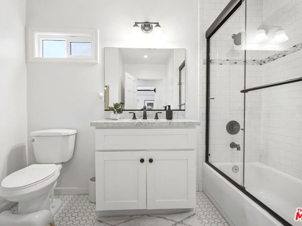 11700 Huston Street, Valley Village CA 91607