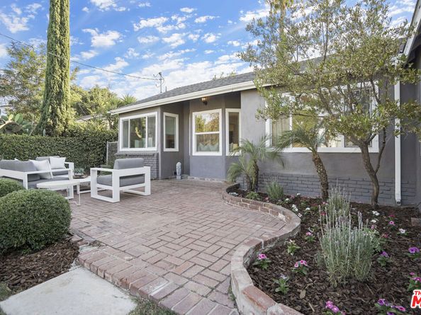 11700 Huston Street, Valley Village CA 91607