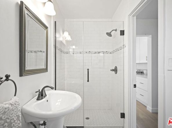 11700 Huston Street, Valley Village CA 91607