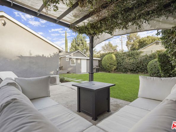 11700 Huston Street, Valley Village CA 91607