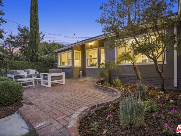 11700 Huston Street, Valley Village CA 91607