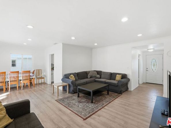 10401 Amigo Avenue, Porter Ranch CA 91326