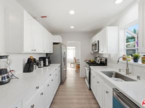 10401 Amigo Avenue, Porter Ranch CA 91326