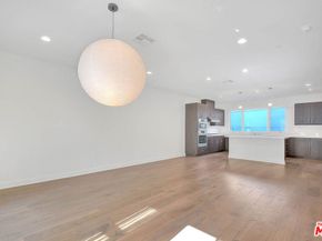 6910 N Tierno Lane, Los Angeles CA 90038