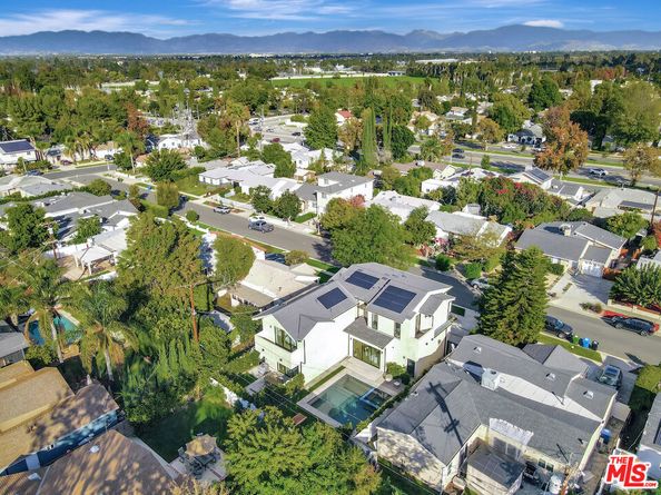 5935 Yarmouth Avenue, Encino CA 91316