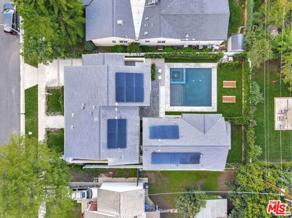 5935 Yarmouth Avenue, Encino CA 91316