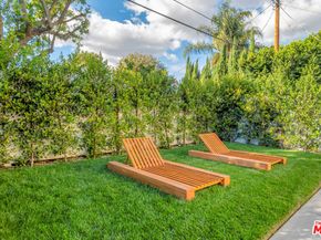 5935 Yarmouth Avenue, Encino CA 91316