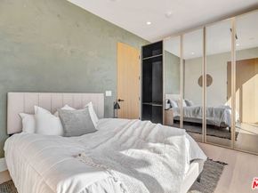 5935 Yarmouth Avenue, Encino CA 91316