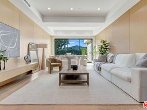 5935 Yarmouth Avenue, Encino CA 91316