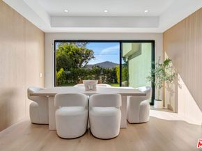 5935 Yarmouth Avenue, Encino CA 91316