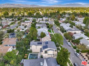 5935 Yarmouth Avenue, Encino CA 91316